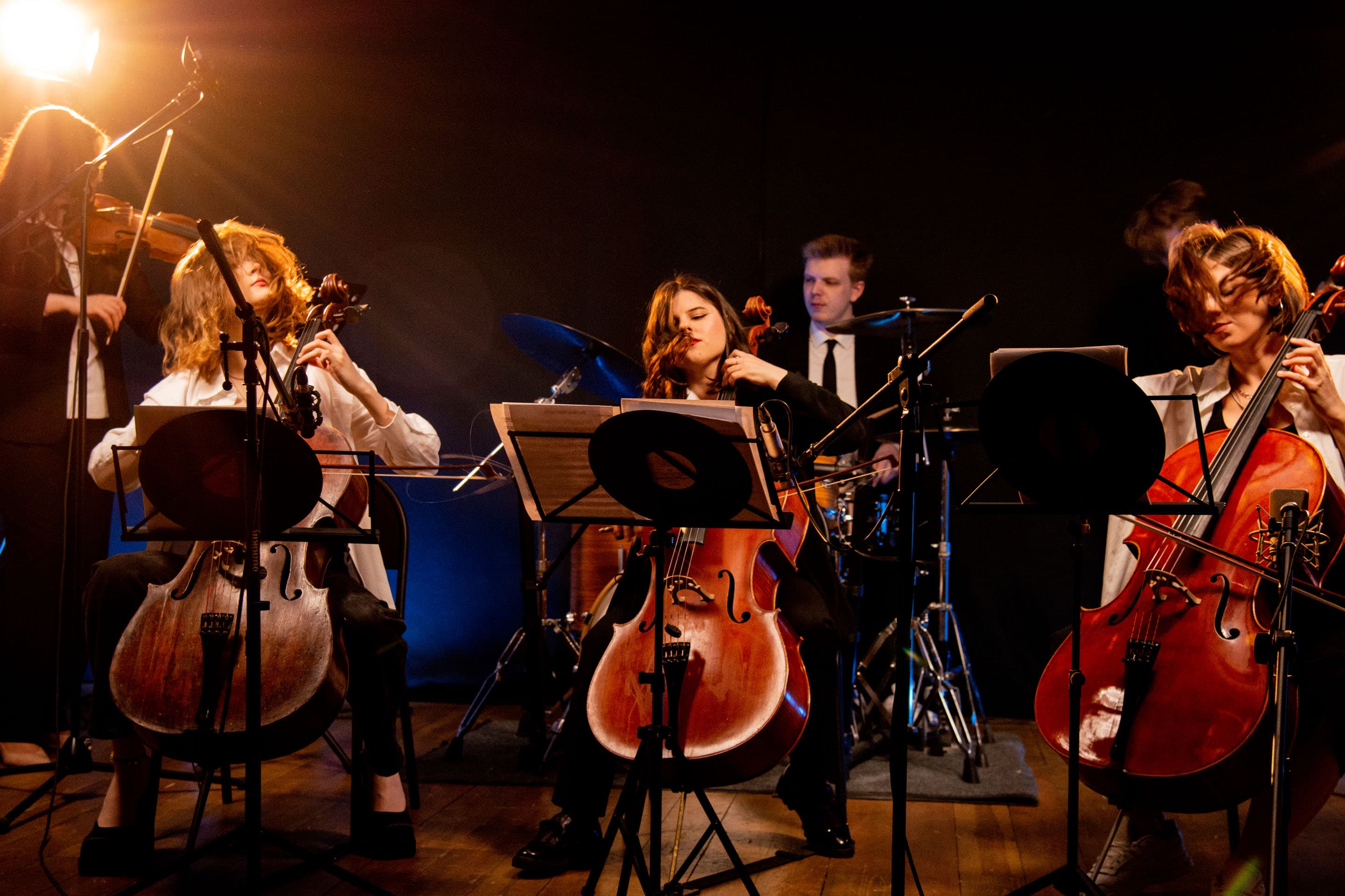Magic Cellos Band. Хиты мирового рока