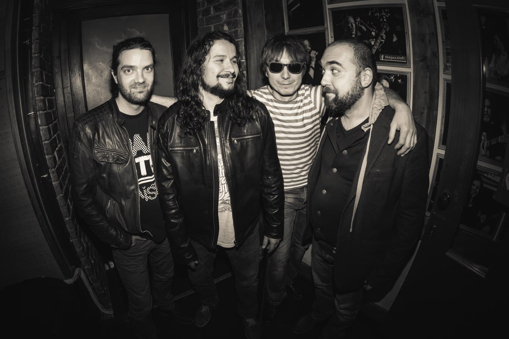 Brothers for Nothing. Dire Straits Tribute Show