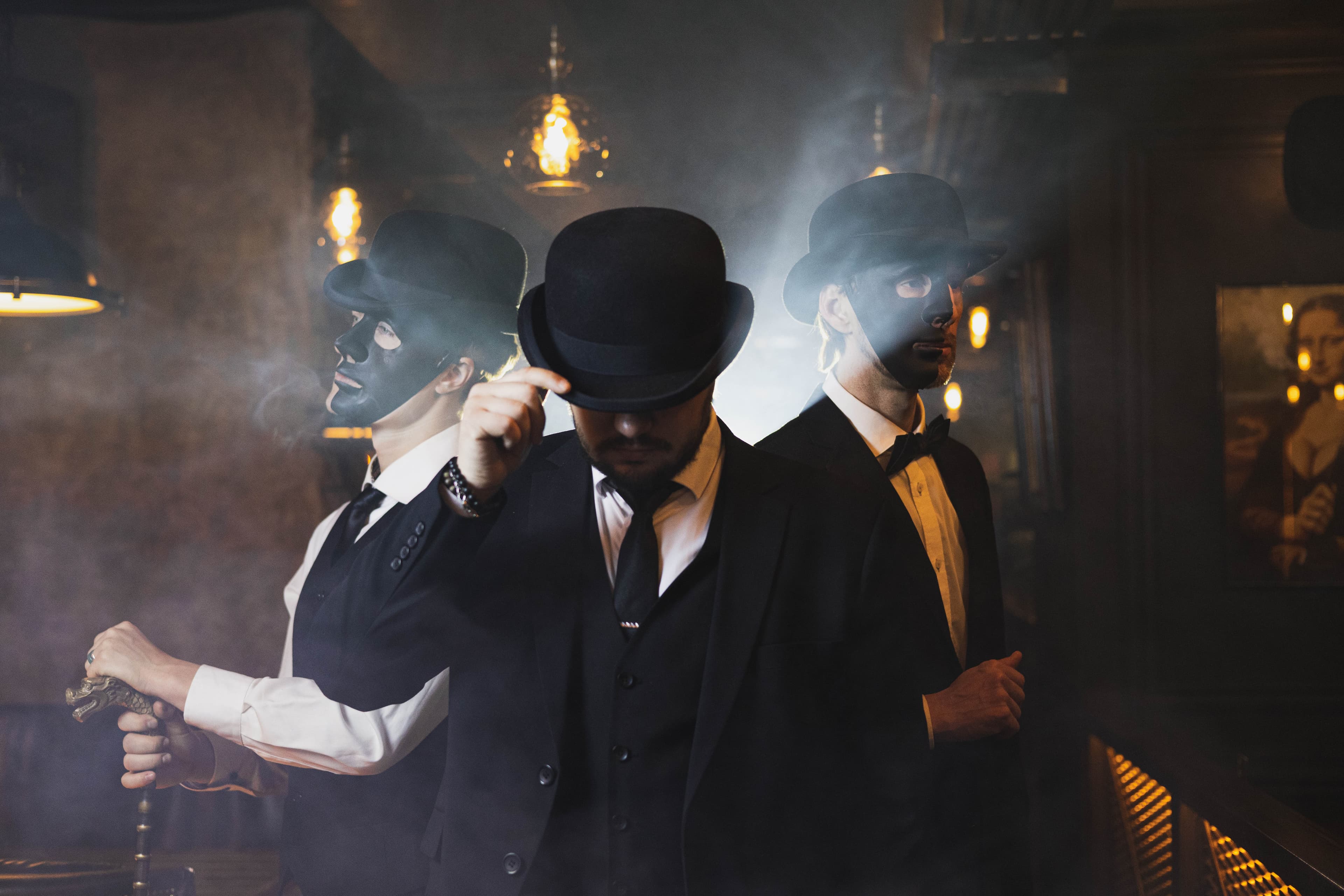 Таинственная история Мистера Т (Tangiers Lounge (Фридриха Энгельса))